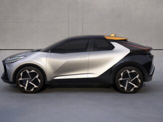 2024 Toyota C-HR Hybrid concept 3