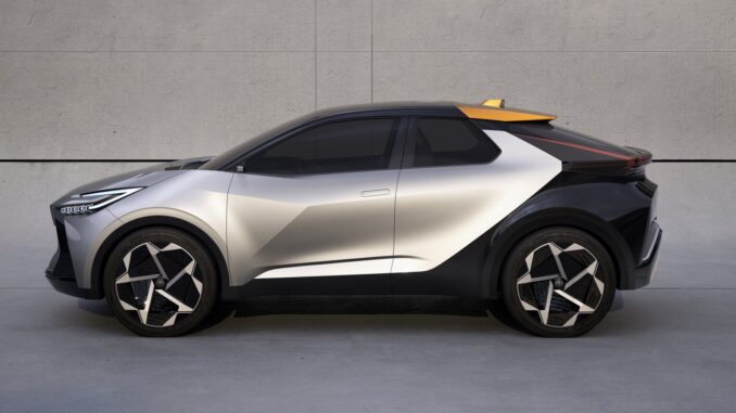 2024 Toyota C-HR Hybrid concept 3