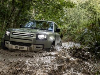 Land Rover_Defender P400e 24MY PHEV 1