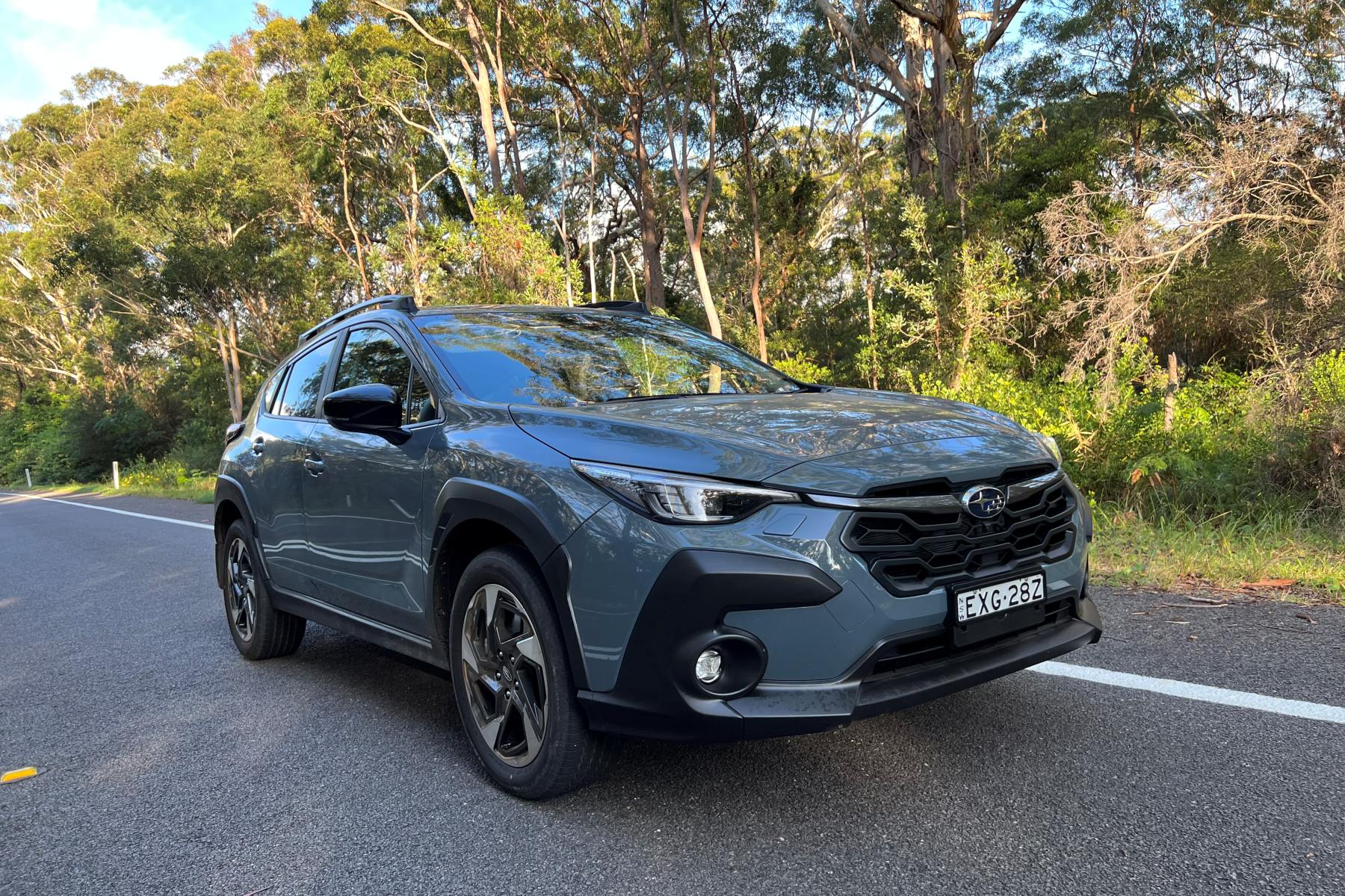 Subaru Crosstrek AWD 2.0R front qtr