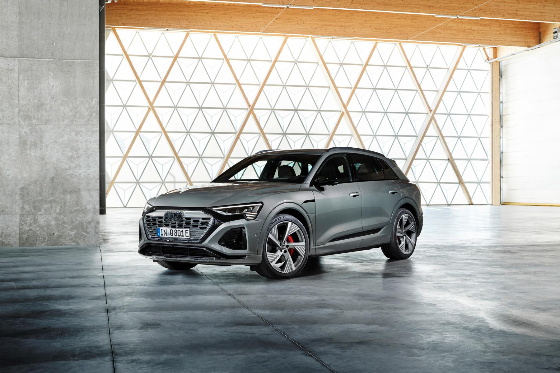 The new Audi Q8 55 e-tron