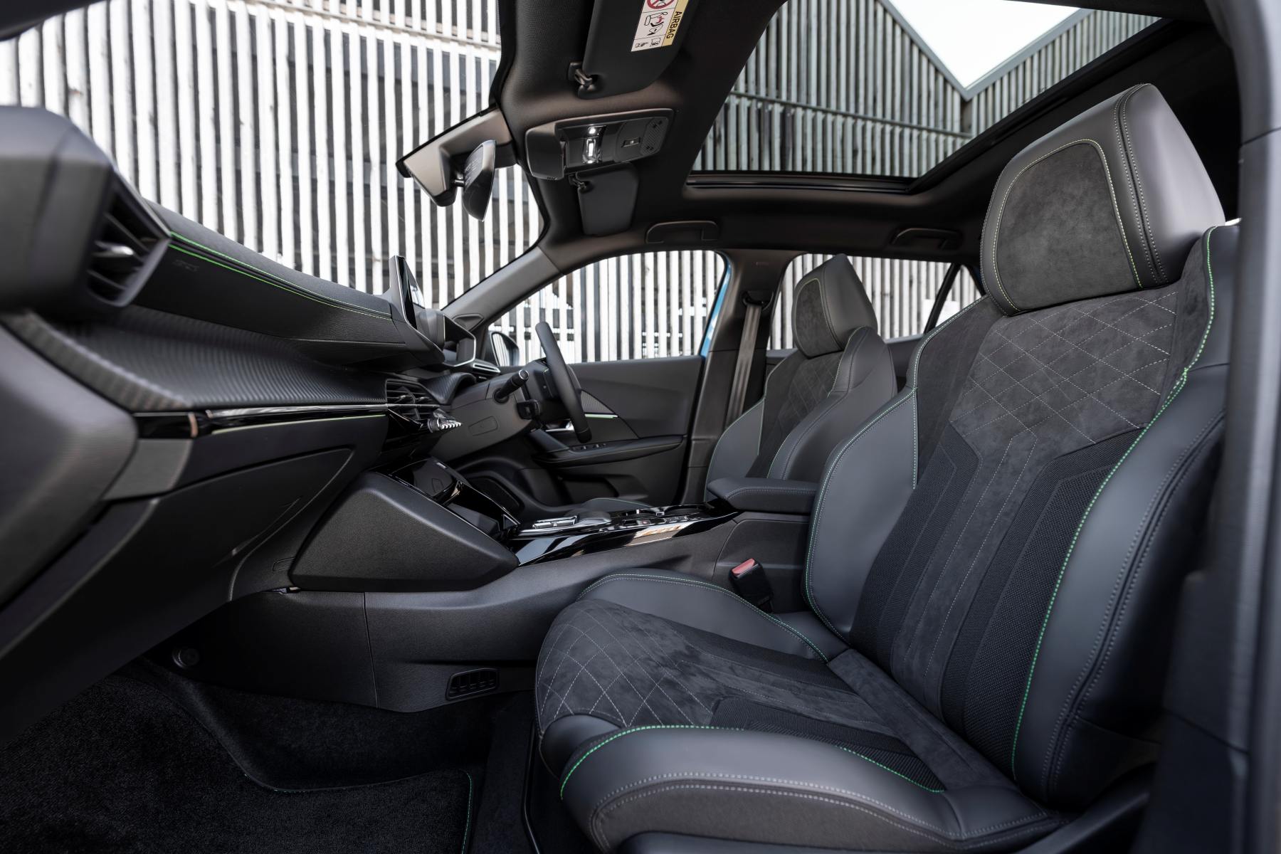 2023 Peugeot e-2008 front seats