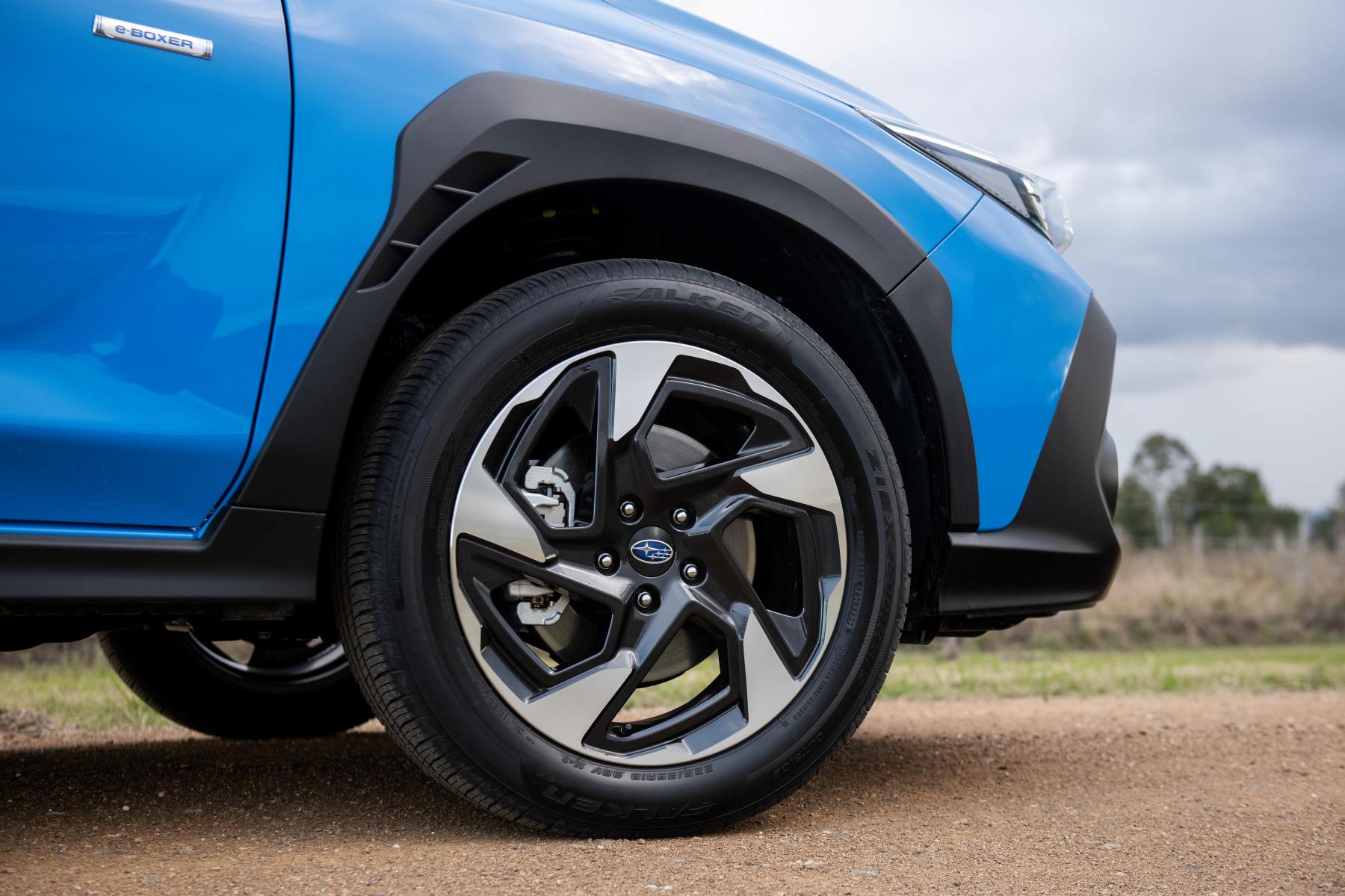 Subaru Crosstrek AWD Hybrid S wheel tyre
