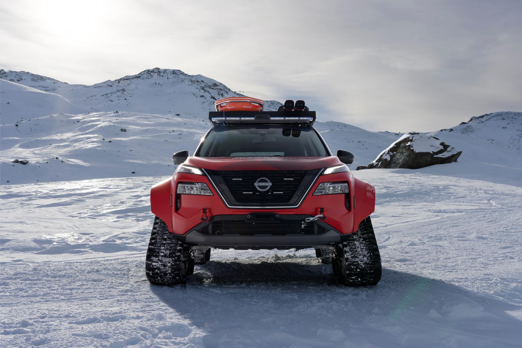 Nissan X-Trail Mountain Rescue 