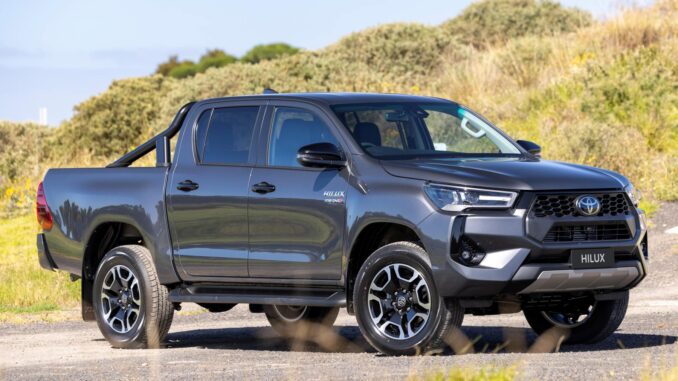 2024 Toyota HiLux SR5