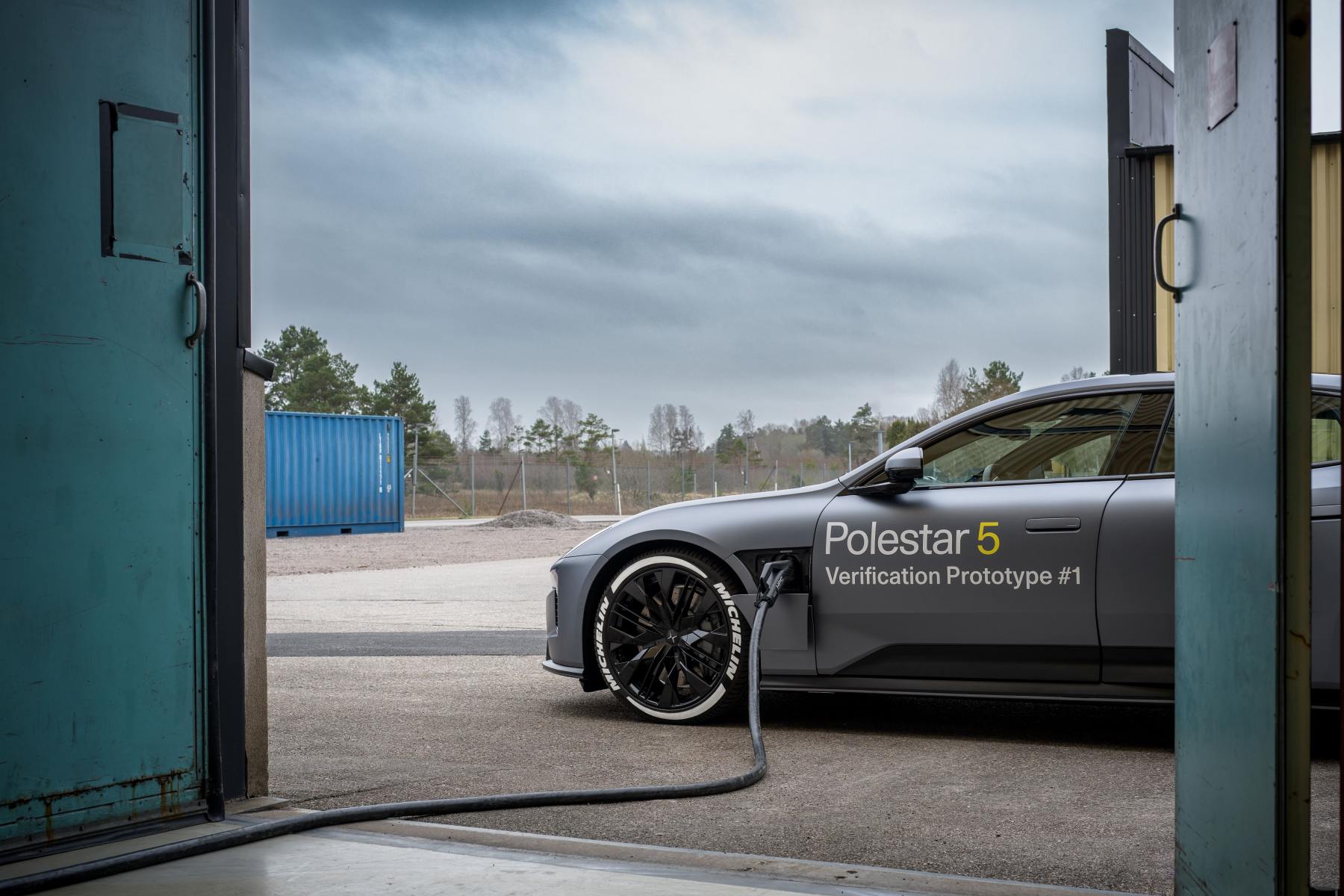 XFC StoreDot and Polestar5-Hunter-charging