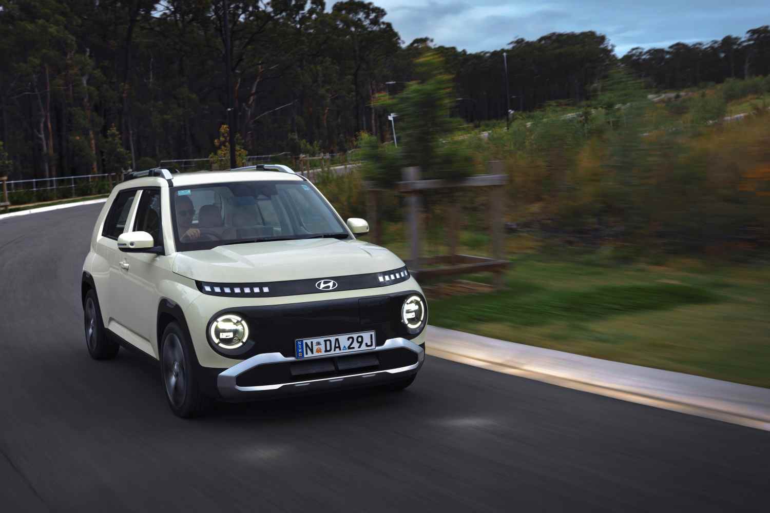 Hyundai INSTER Extended Range 12