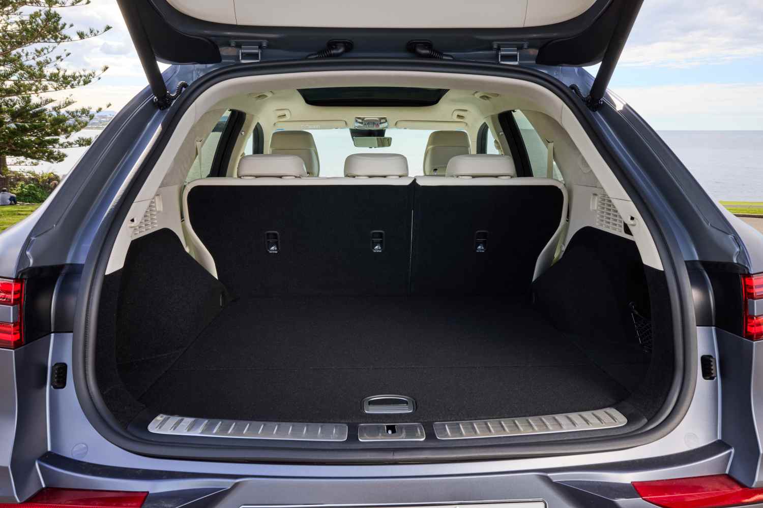 2025 Electrified GV70 boot 1