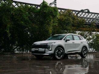 Kia Sportage 2026 front quarter 2