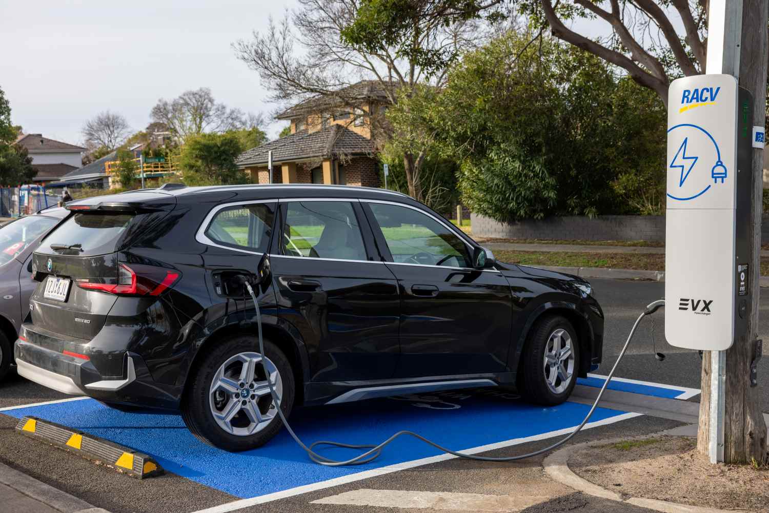 EVX and RACV kerbside charger 3