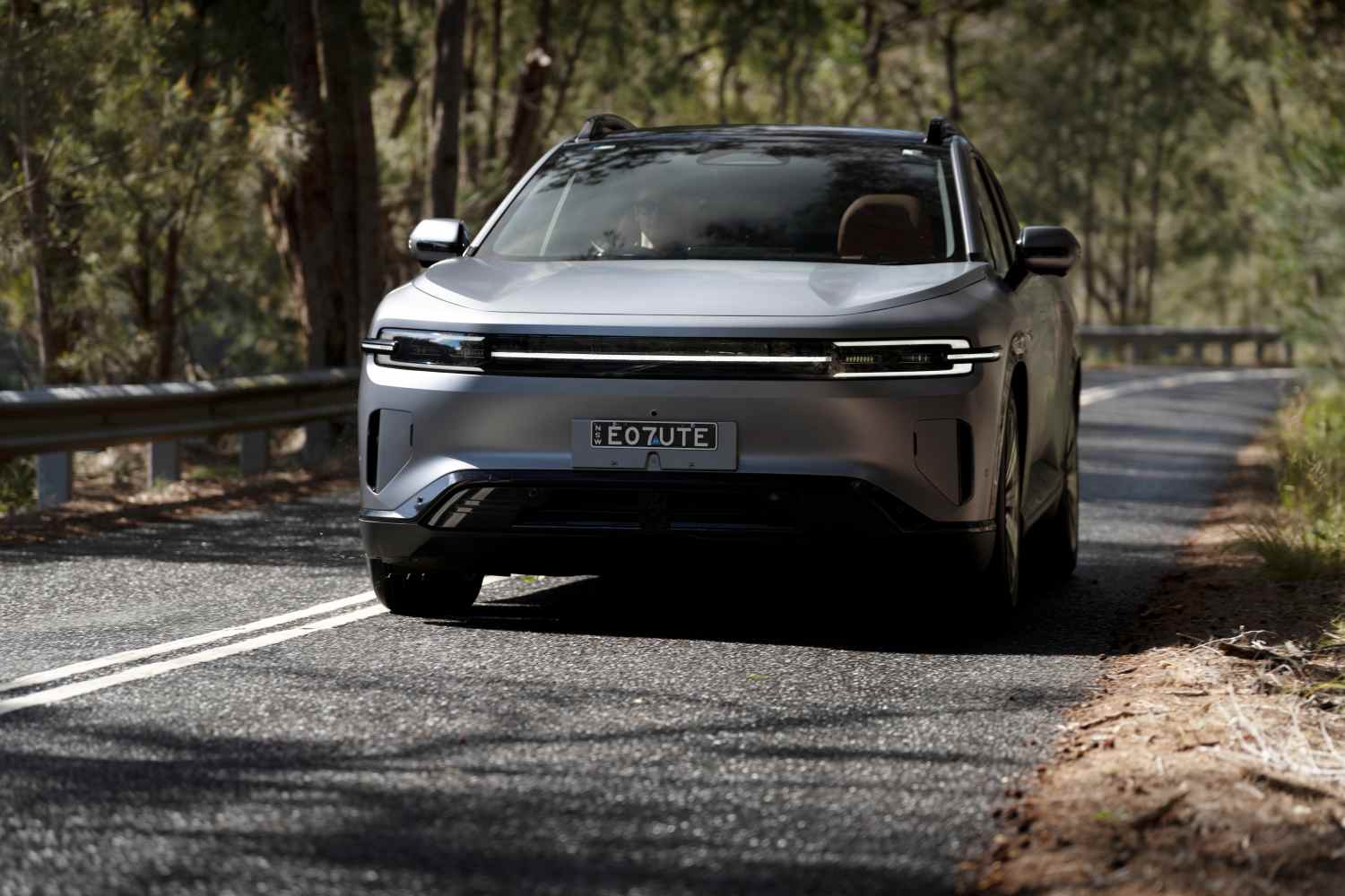 2025 DEEPAL E07 front bonnet and grill 1