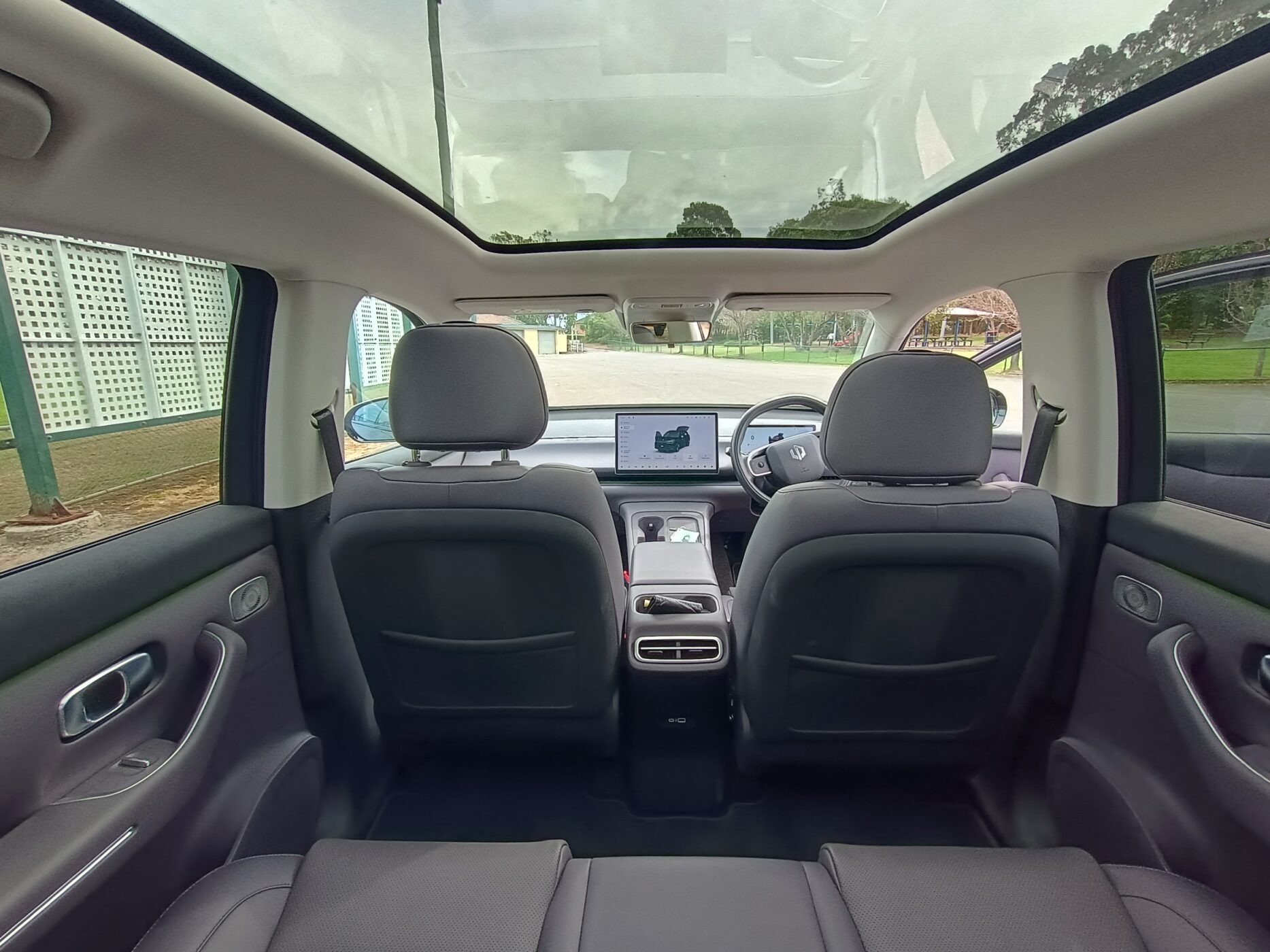 Leap Motor C10 Design Interior Rear