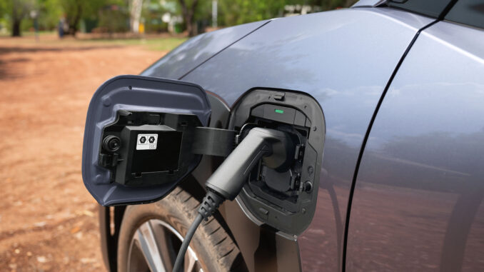 Solterra AWD Touring_13