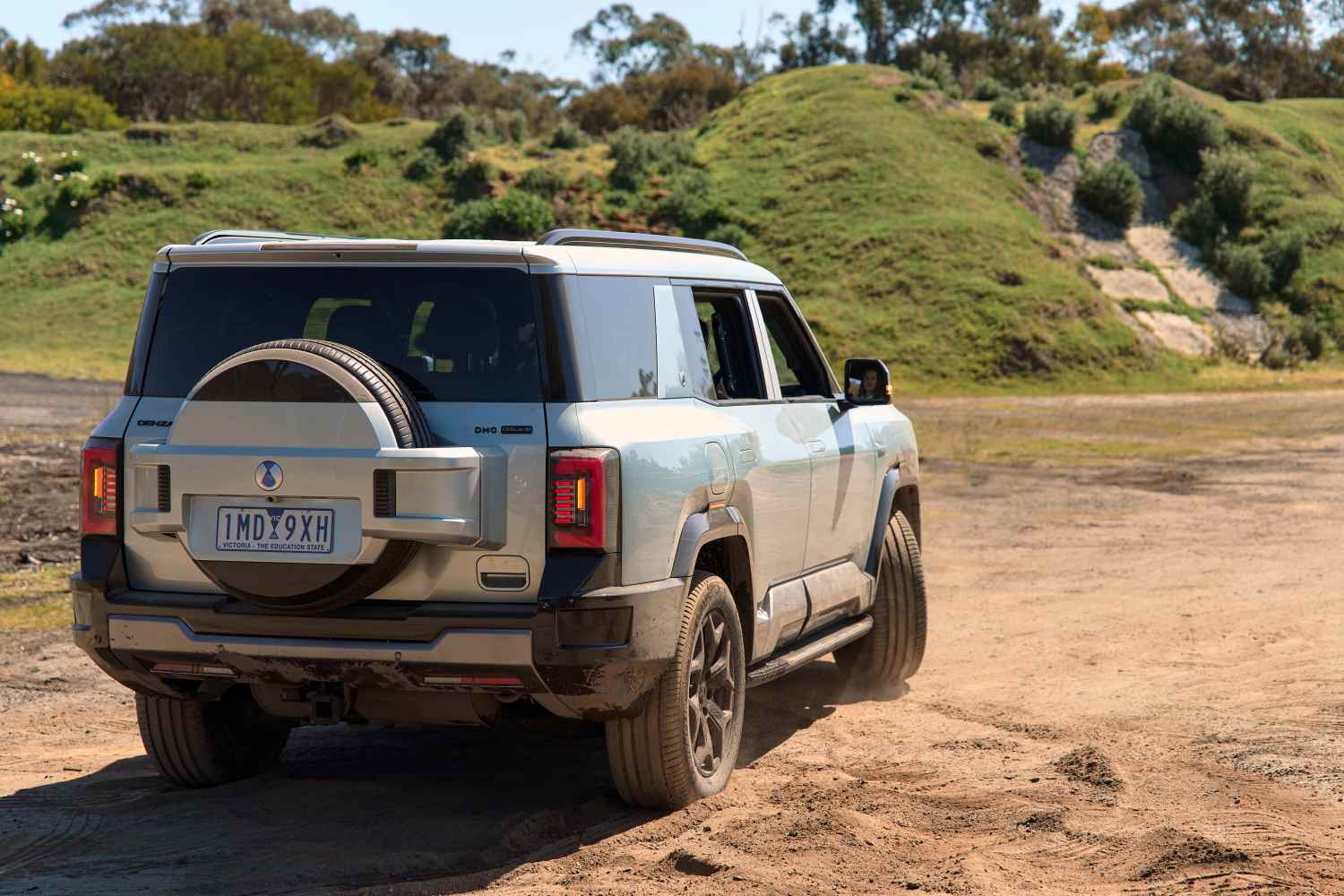 BYD_DENZA B8_EXTERIOR_55