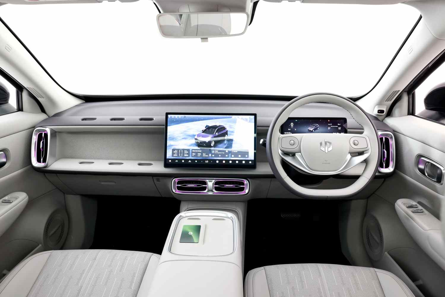 Leapmotor B10 interior front 1