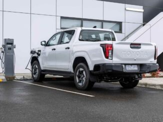 Toyota HiLux BEV SR5 charging