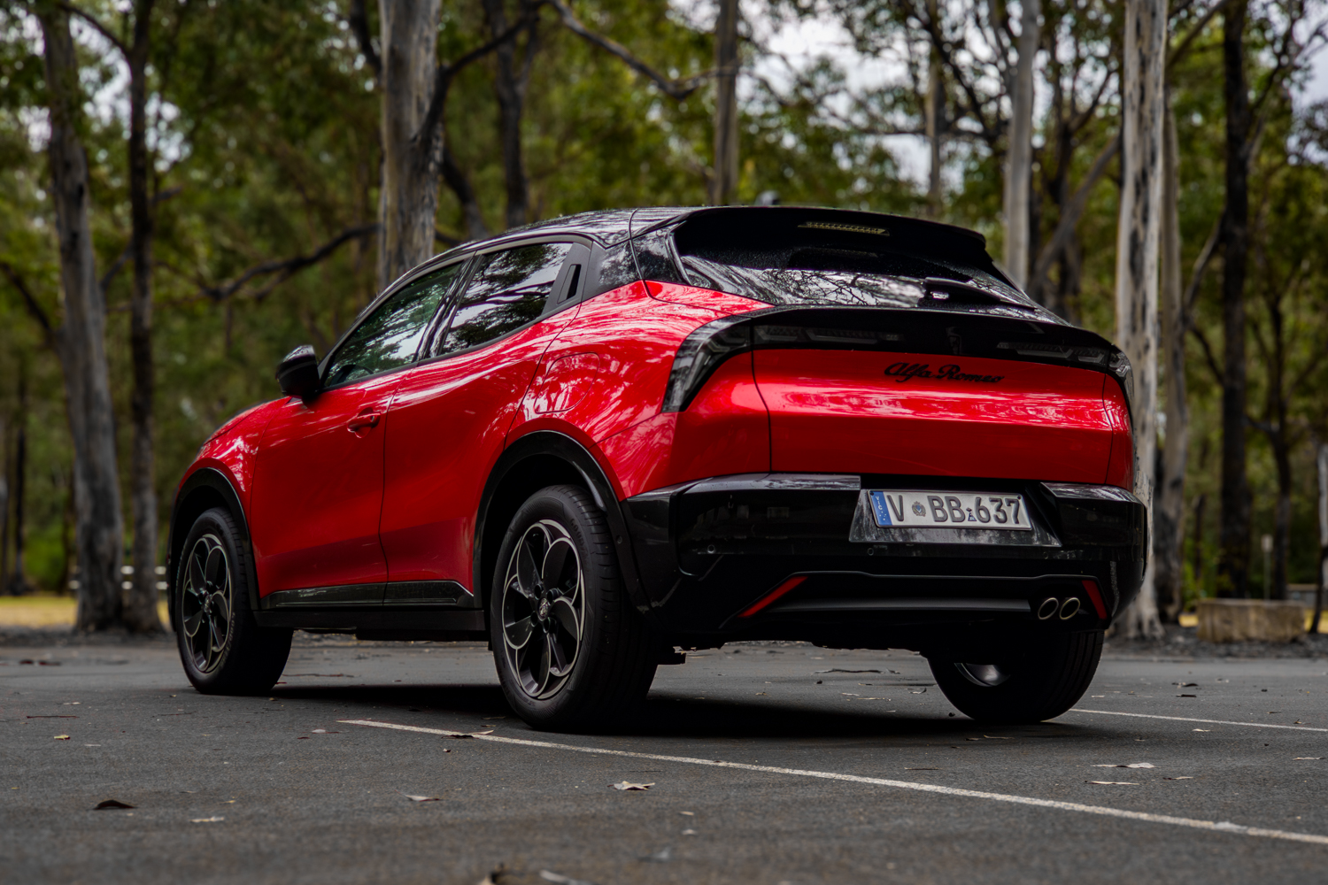 2026 Alfa Romeo Junior Ibrida rear three-quarter view