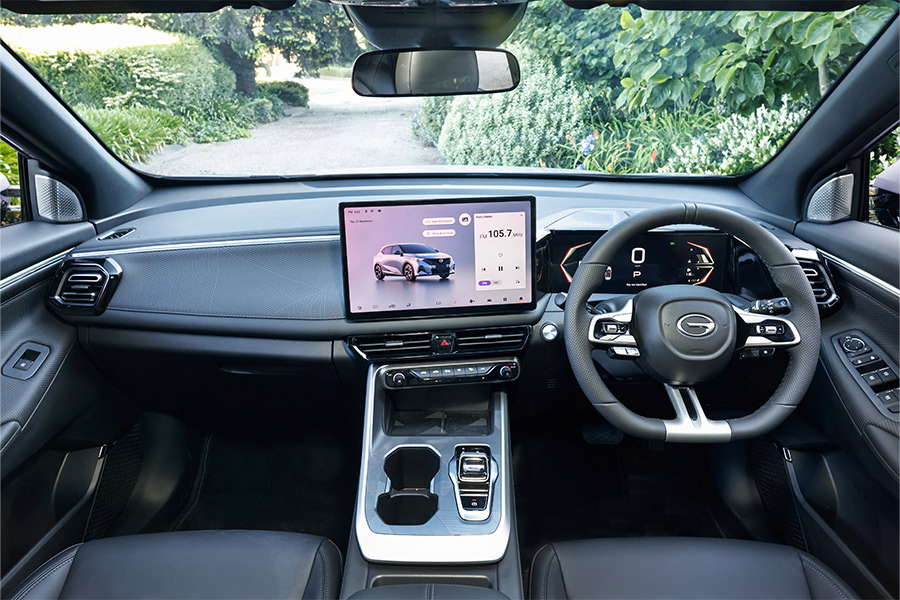 2026-gac-emzoom-front-cabin-900x600