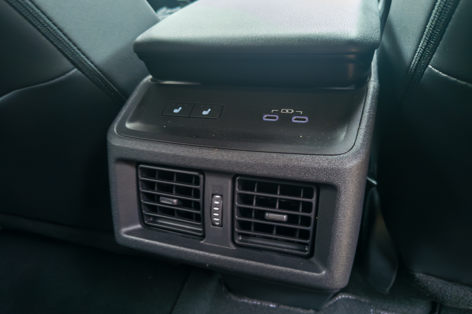 2026 Subaru Trailseeker electric SUV, rear-of-console vents, USB-C ports and heated-seat buttons
