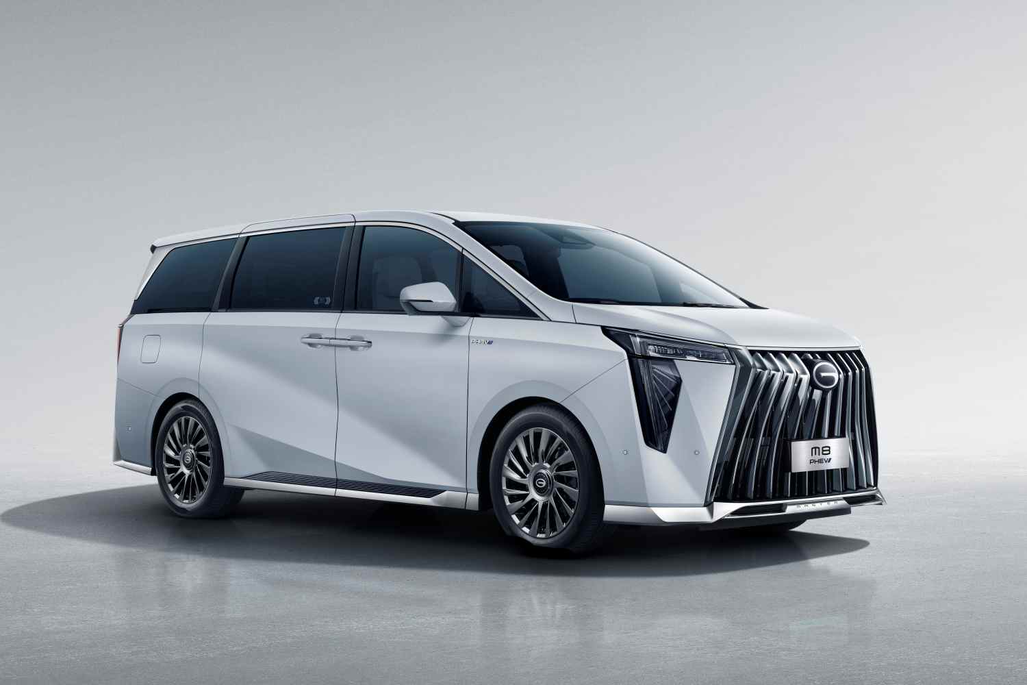 GAC M8 PHEV
