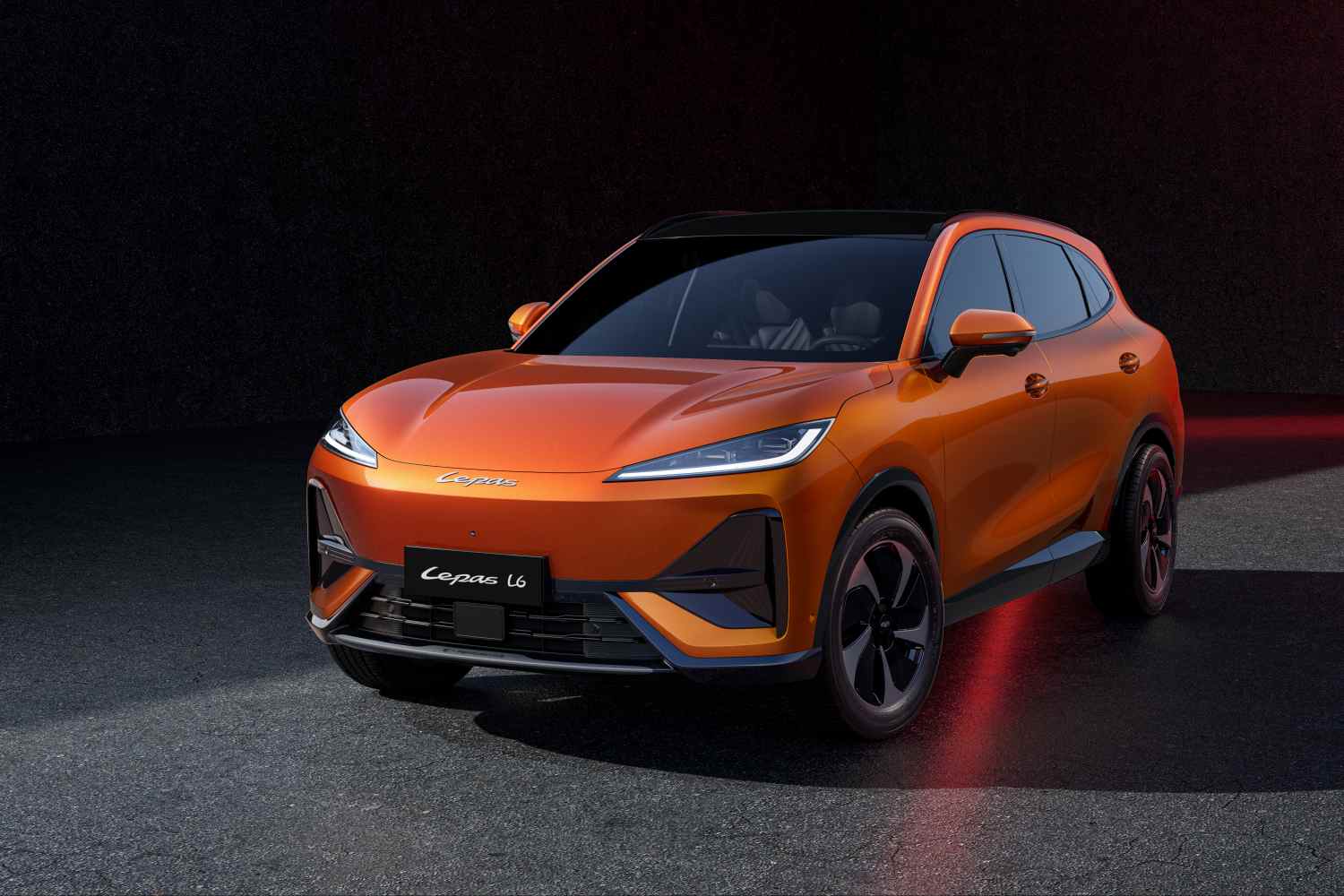 Lepas L6 front qtr
