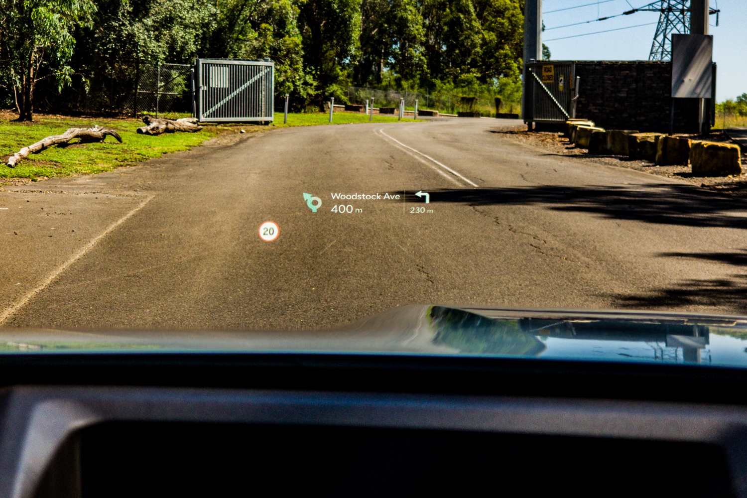 Head-up display of the Kia EV5 GT-Line projecting navigation and speed onto the windscreen