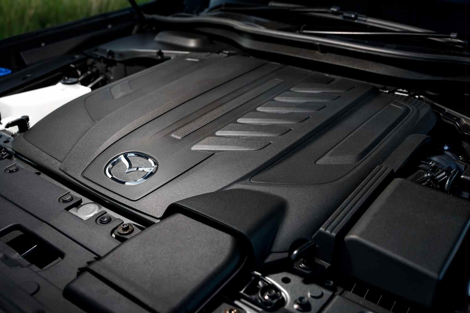 Mazda CX-70.Azami MHEV engine