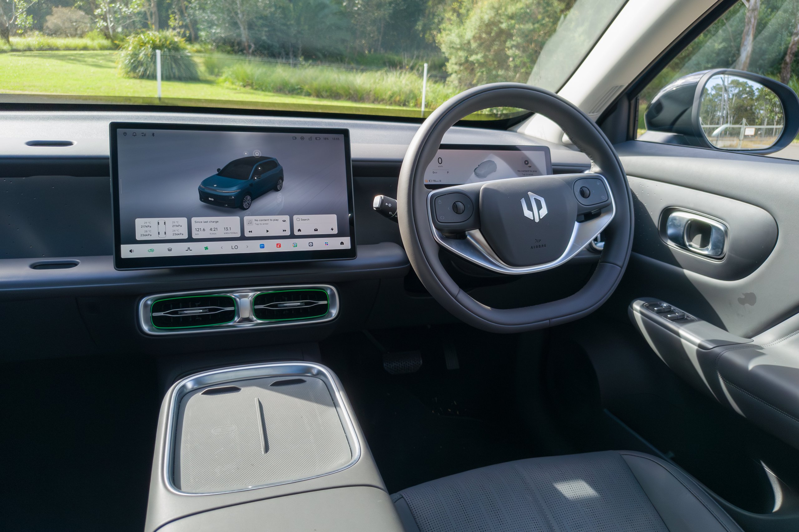 2026 Leapmotor B10 dashboard showing infotainment display and Leapmotor steering wheel and centre console