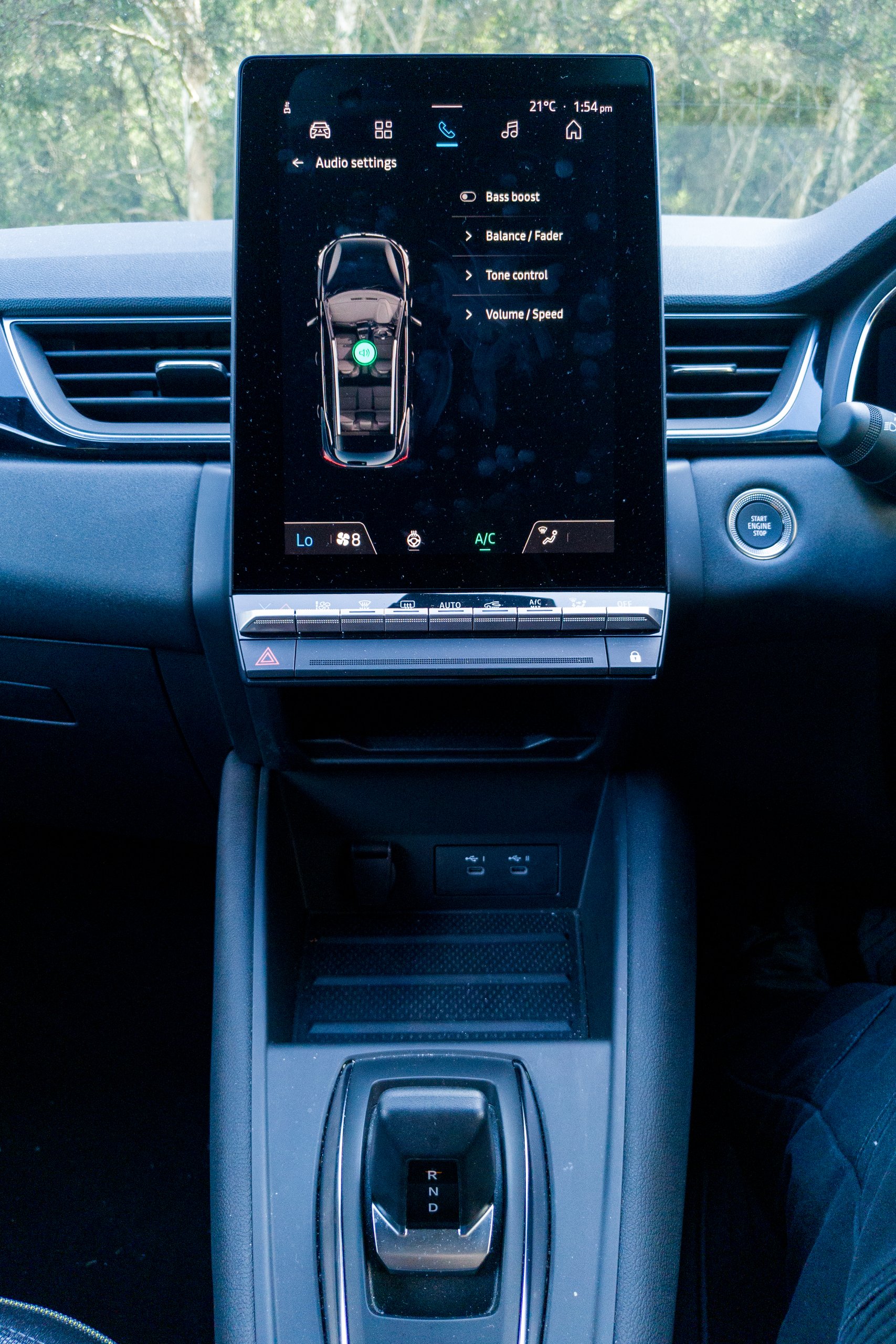 Portrait touchscreen in the 2026 Mitsubishi ASX Aspire showing the audio settings menu