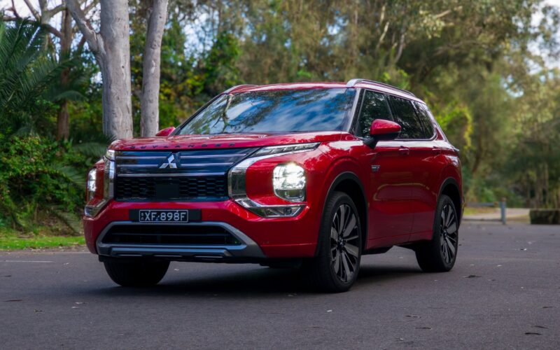 Mitsubishi Outlander PHEV Exceed 2026 Review
